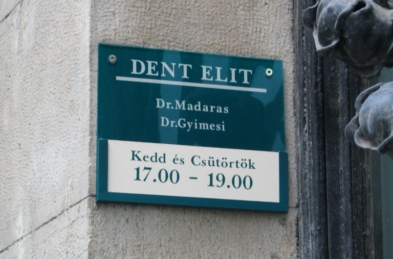 DentElit nyitvatartas.jpg